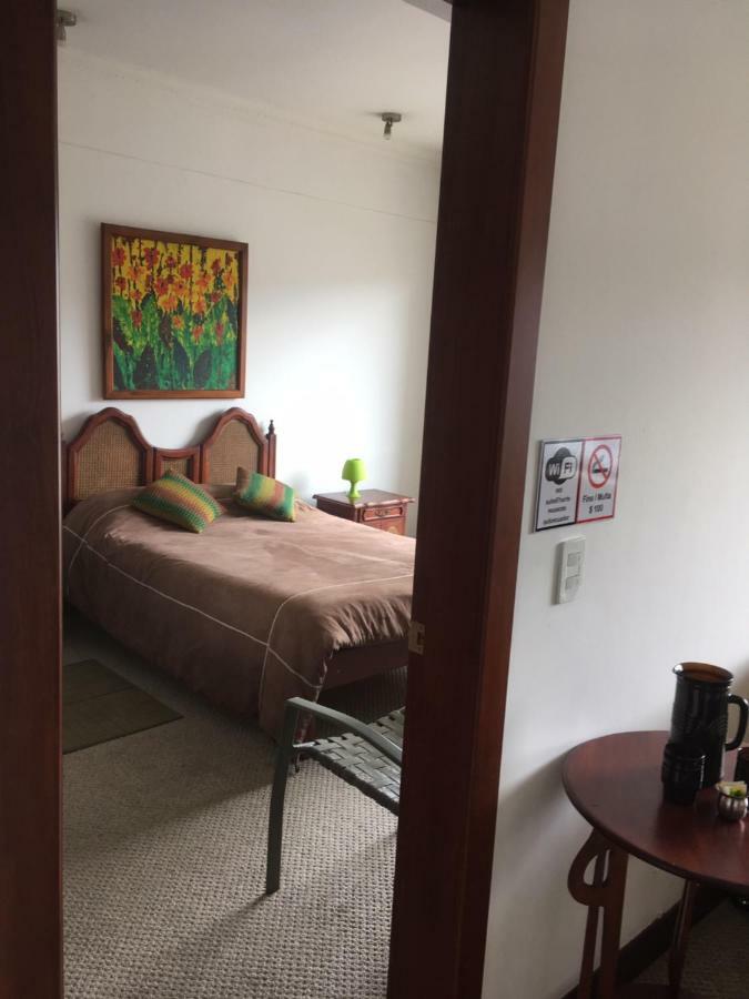 Suites Parque Real Quito Exterior foto